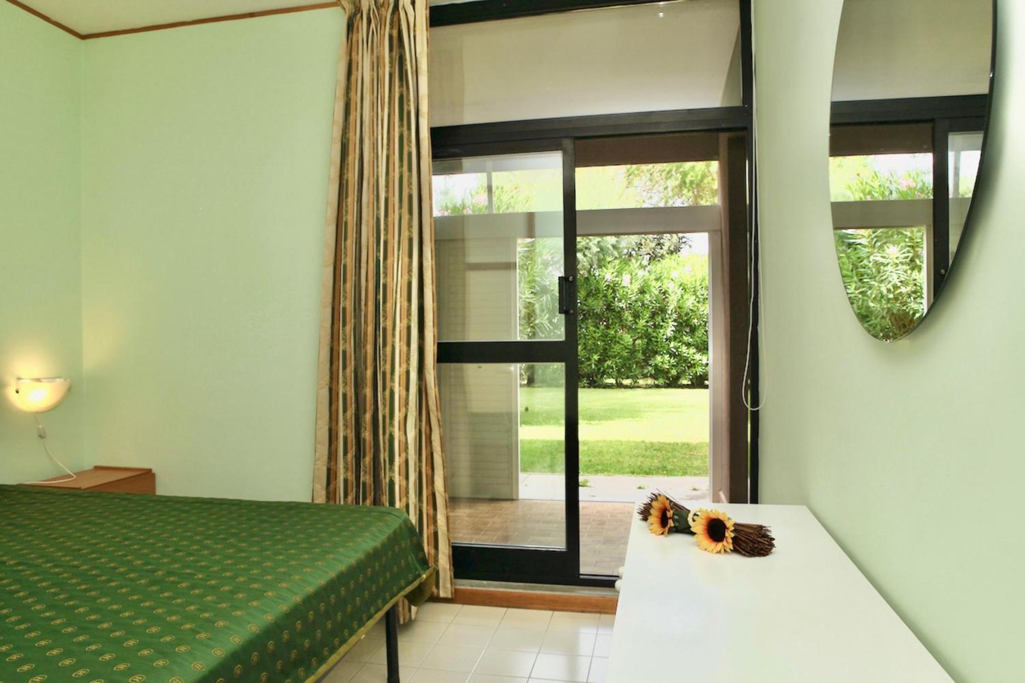 Isstravel, Holiday Homes In Marina Di Bibbona From 400 To 900 Meters From The Sea, Apartments 6 Beds With Private Outdoor Area Exterior photo