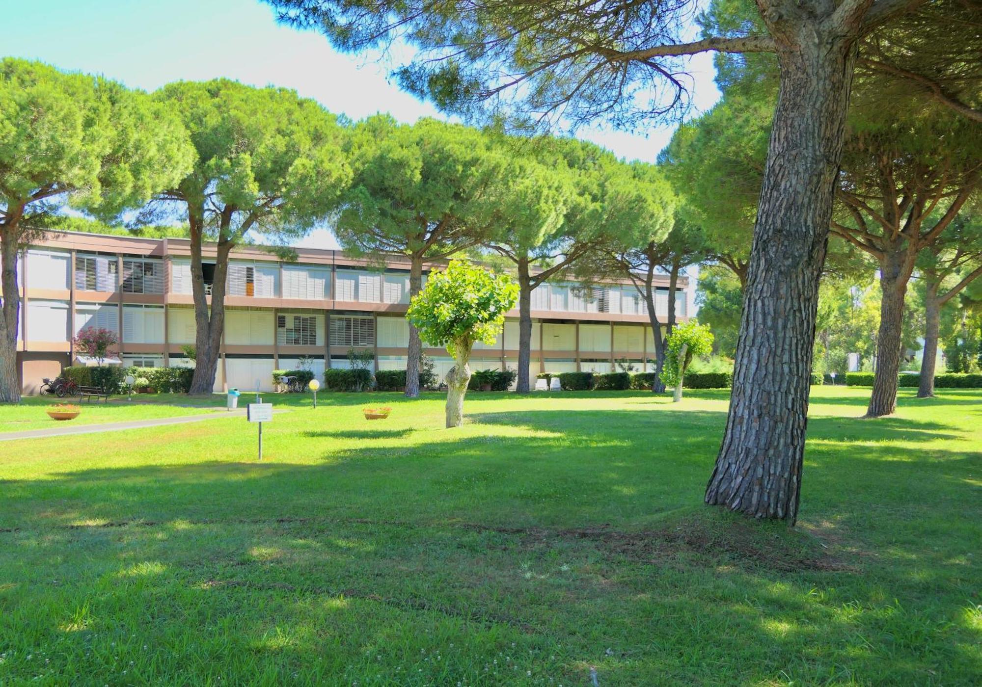 Isstravel, Holiday Homes In Marina Di Bibbona From 400 To 900 Meters From The Sea, Apartments 6 Beds With Private Outdoor Area Exterior photo